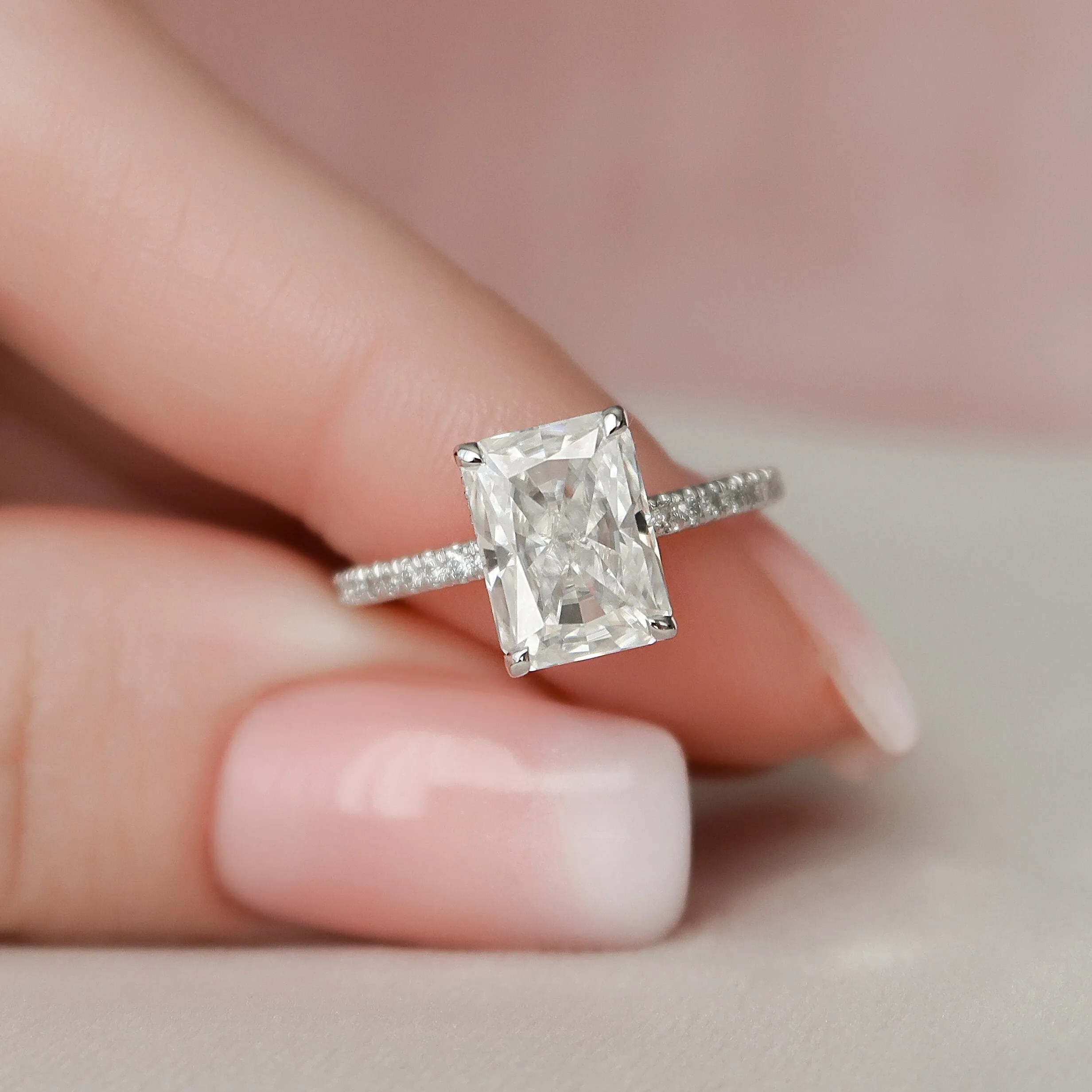 1.0 CT-3.0 CT Radiant Cut Hidden Halo Moissanite Engagement Ring