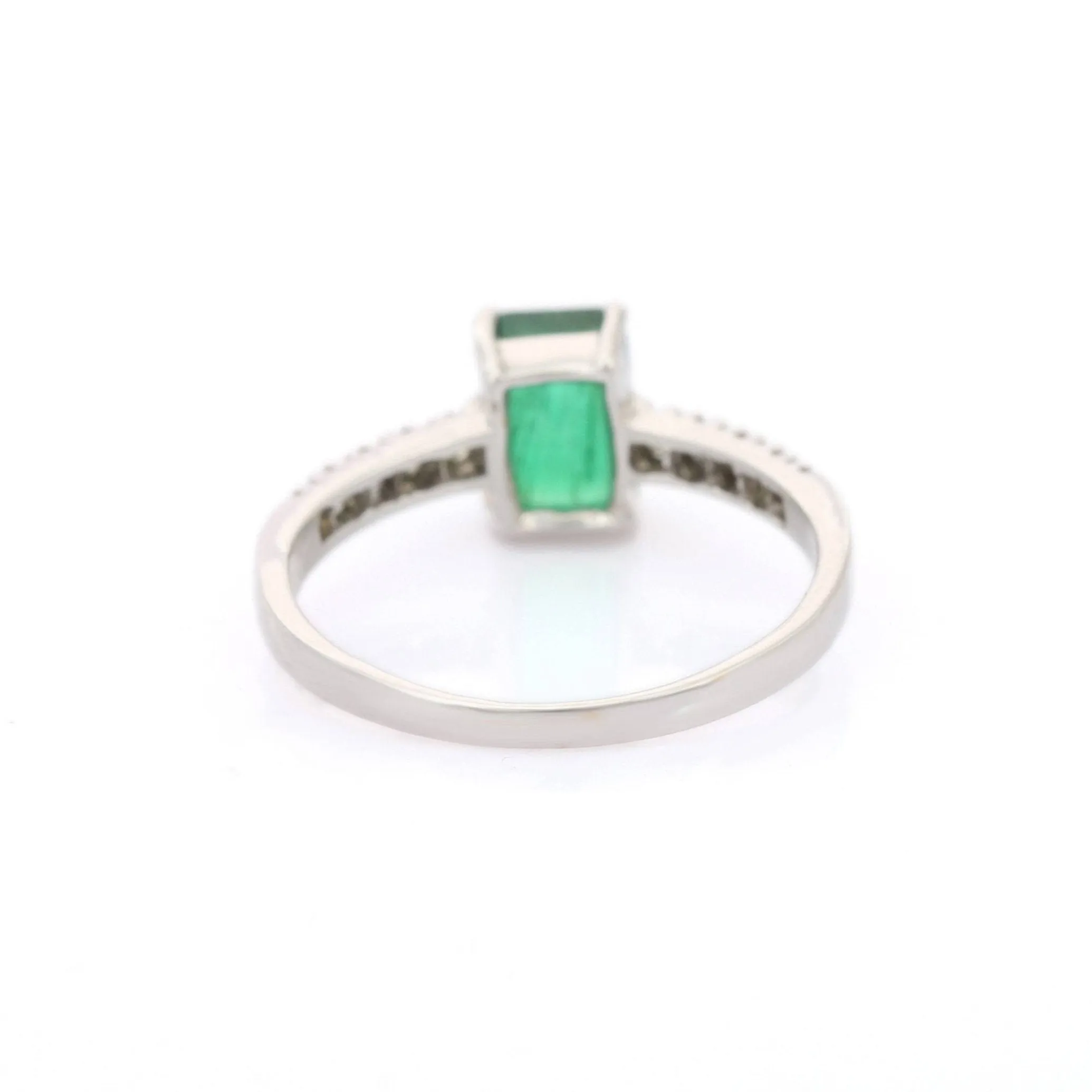 14K Gold Emerald Ring