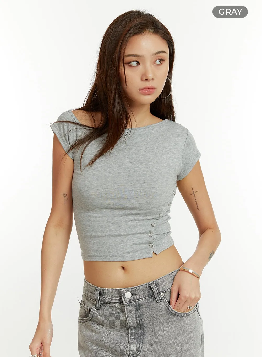 Asymmetrical Buttoned Crop Top CU424