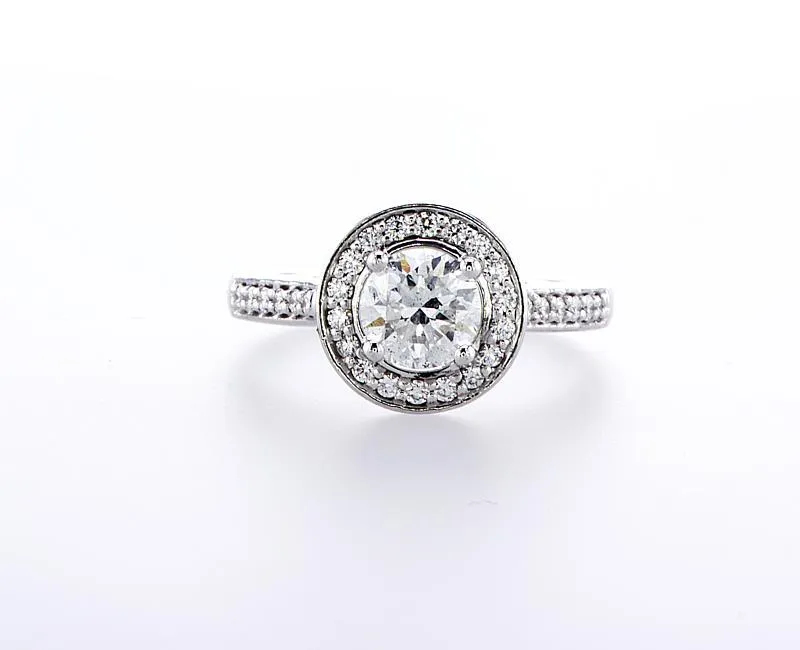 Bezel Halo Diamond Engagement Ring (1.00Ctw)