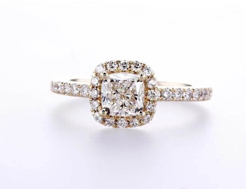 Cushion Cut Halo Engagement Ring (1.40Ctw)