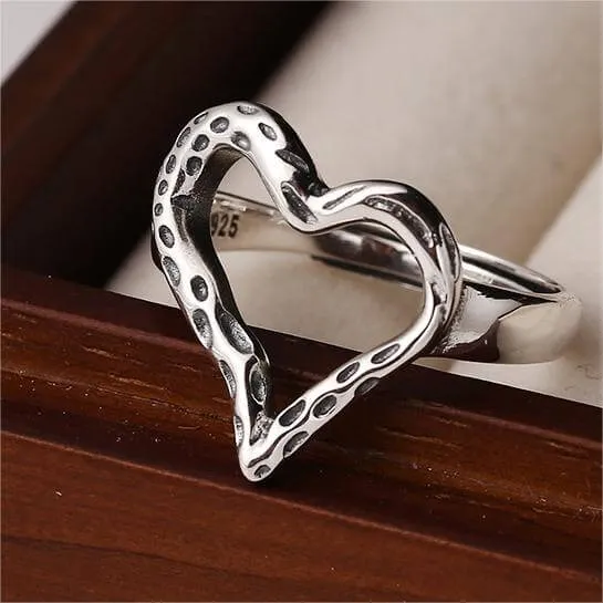 Engraved Simple Peplum Heart Wide Plain Ring