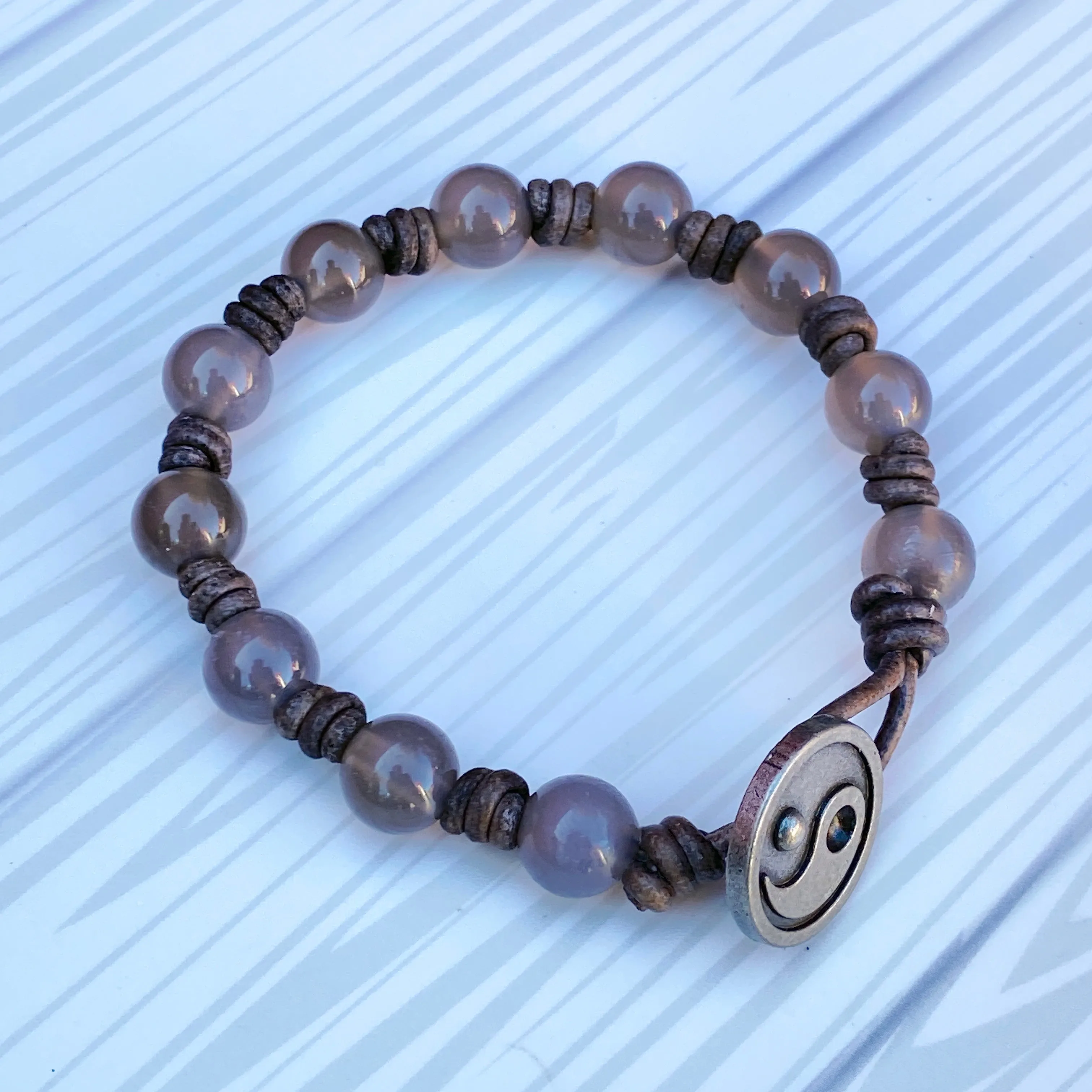 Grey Agate gemstone Yin Yang leather Bracelet