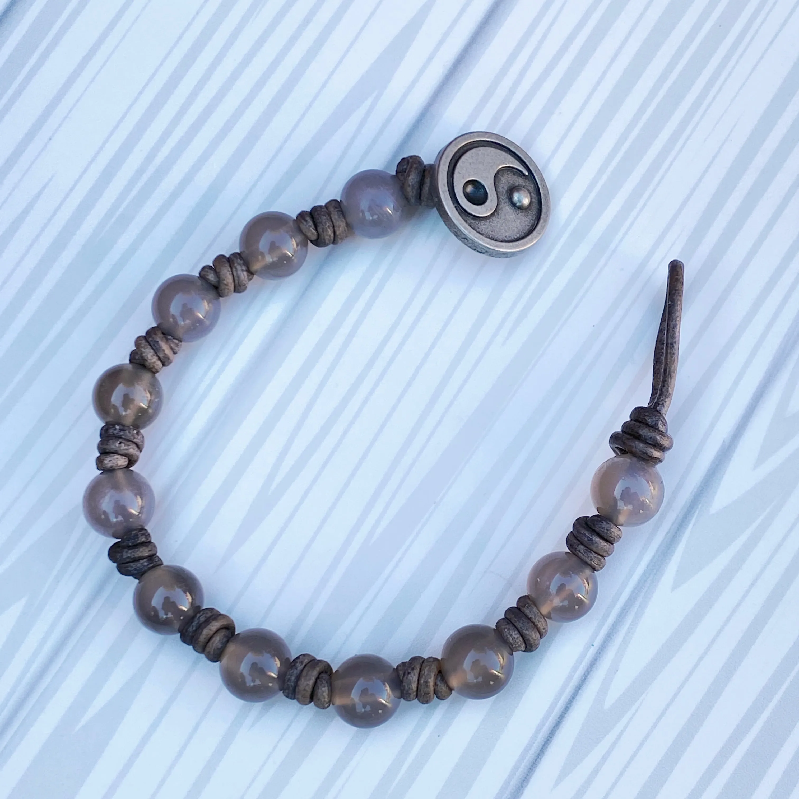 Grey Agate gemstone Yin Yang leather Bracelet