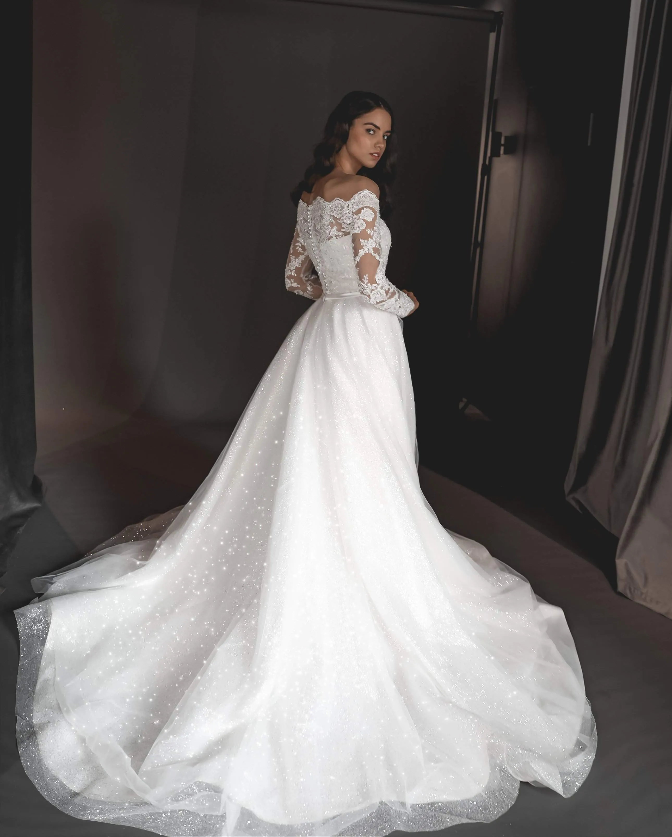 Lace off-the-shoulder Wedding Dress Olies