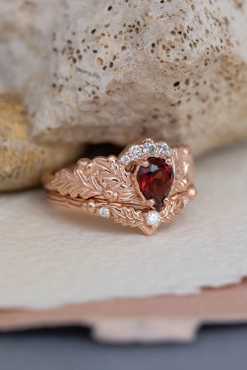 READY TO SHIP: Royal oak ring in 14K rose gold, natural garnet pear cut 7x5 mm, moissanites, AVAILABLE RING SIZES: 6-8US