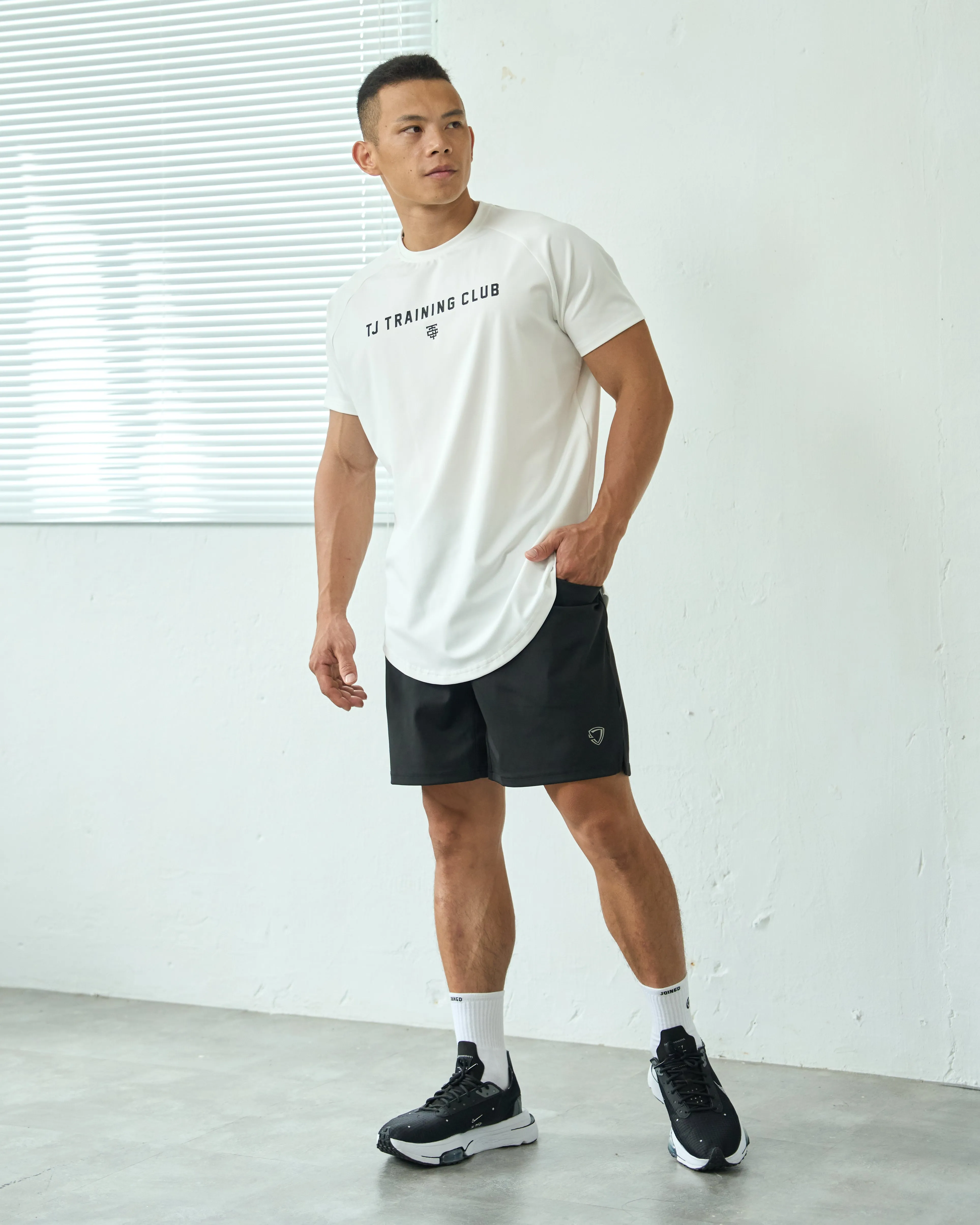 TEAMWORK Adapt Performance Muscle Tee