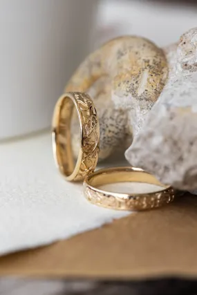 Wedding bands set for couple: gold ivy leaves ring